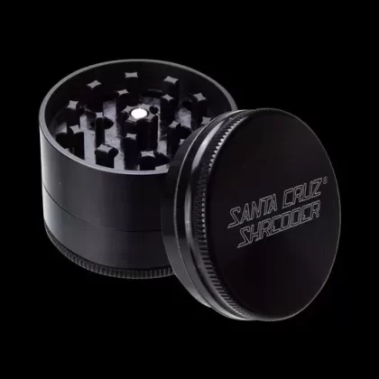 Santa Cruz Shredder Medium 3-Piece Herb Grinder