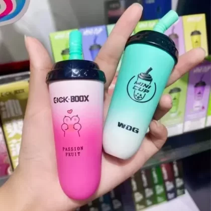 Original OCK BOOX Milk Tea Bubble Cup Rechargeable Disposable Vape Pen Device 6000 Puffs 650mah 1 PCS ( )